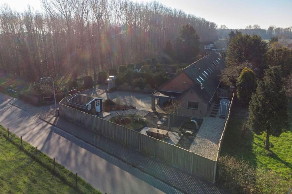 Family Wellness Lodge 4 Personen Zuid-Holland! Ooltgensplaat Екстер'єр фото