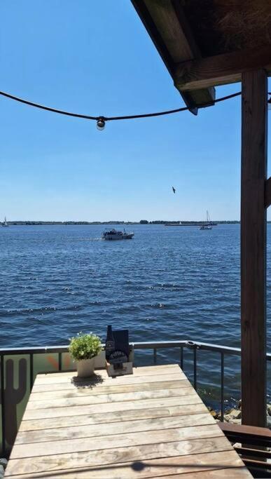 Family Wellness Lodge 4 Personen Zuid-Holland! Ooltgensplaat Екстер'єр фото